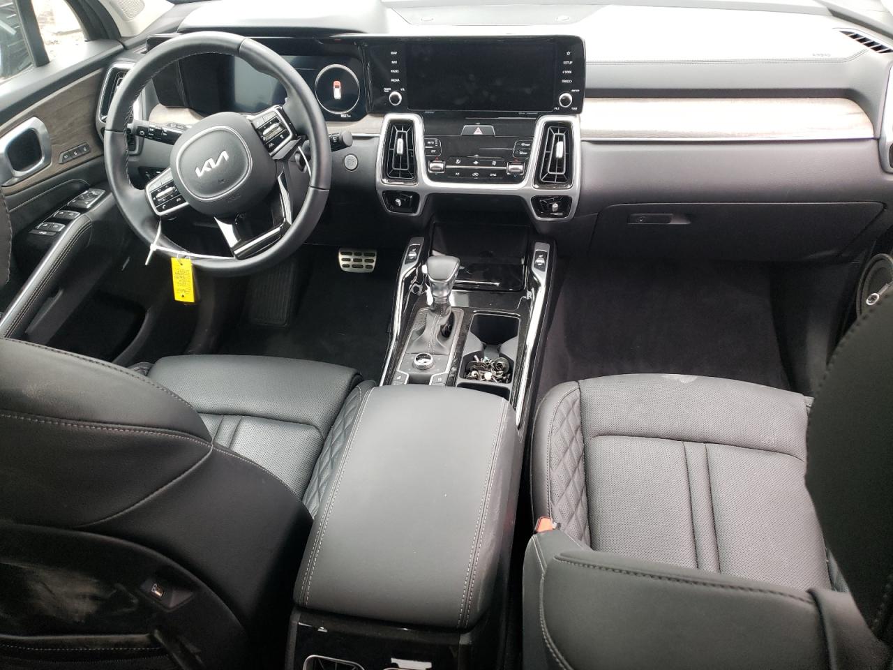 2022 KIA SORENTO SX VIN:5XYRKDLF4NG101021