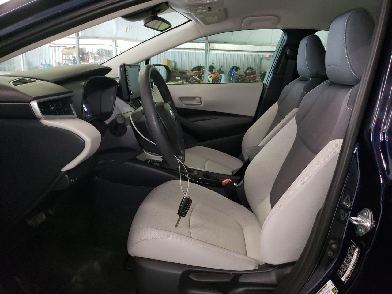 2022 TOYOTA COROLLA LE VIN:5YFEPMAE8NP379992