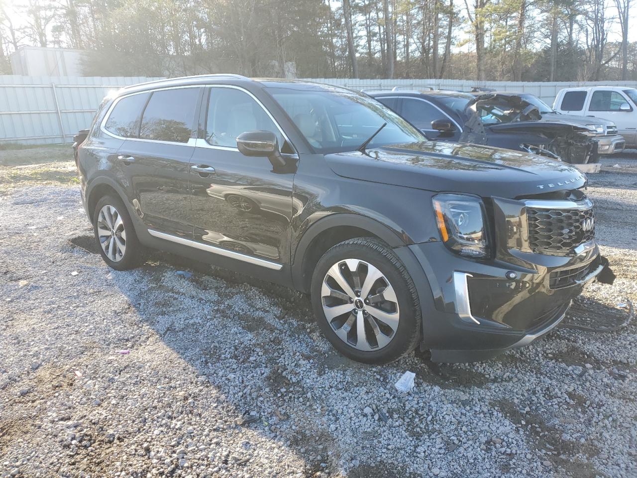 2022 KIA TELLURIDE S VIN:5XYP64HC4NG228071