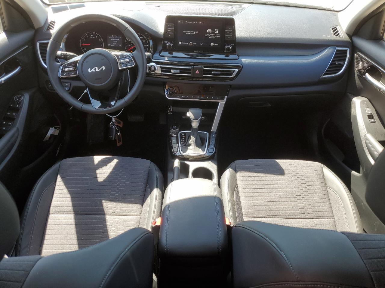 2023 KIA SELTOS S VIN:KNDEUCAA4P7447385