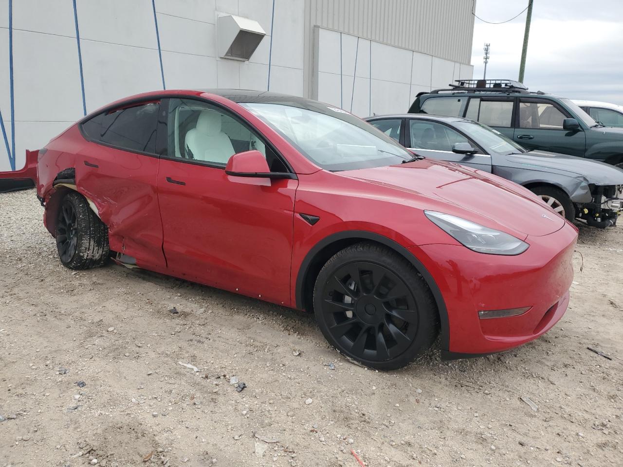 2023 TESLA MODEL Y  VIN:7SAYGDEE4PF882489