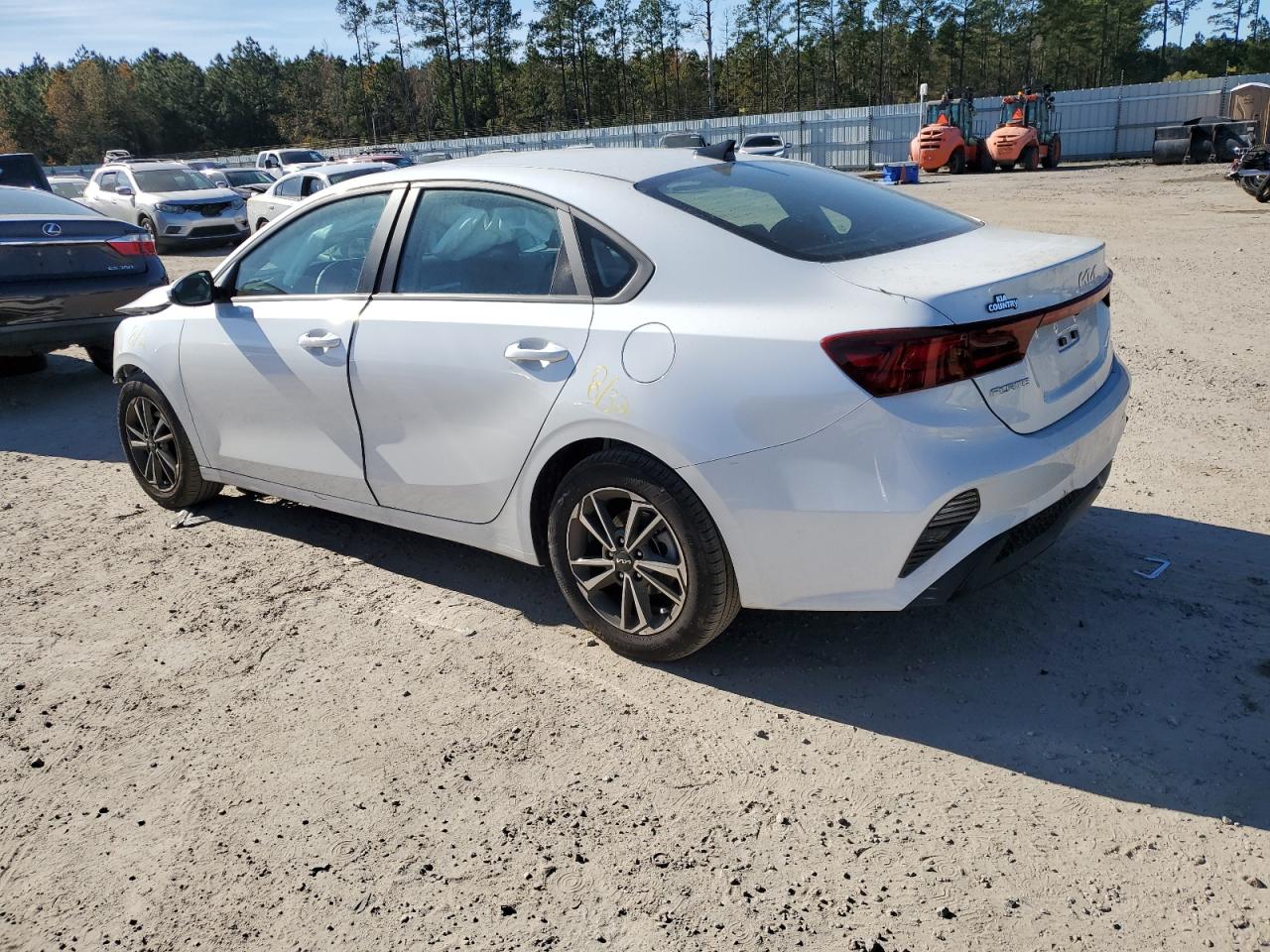 2023 KIA FORTE LX VIN:3KPF24AD8PE657661