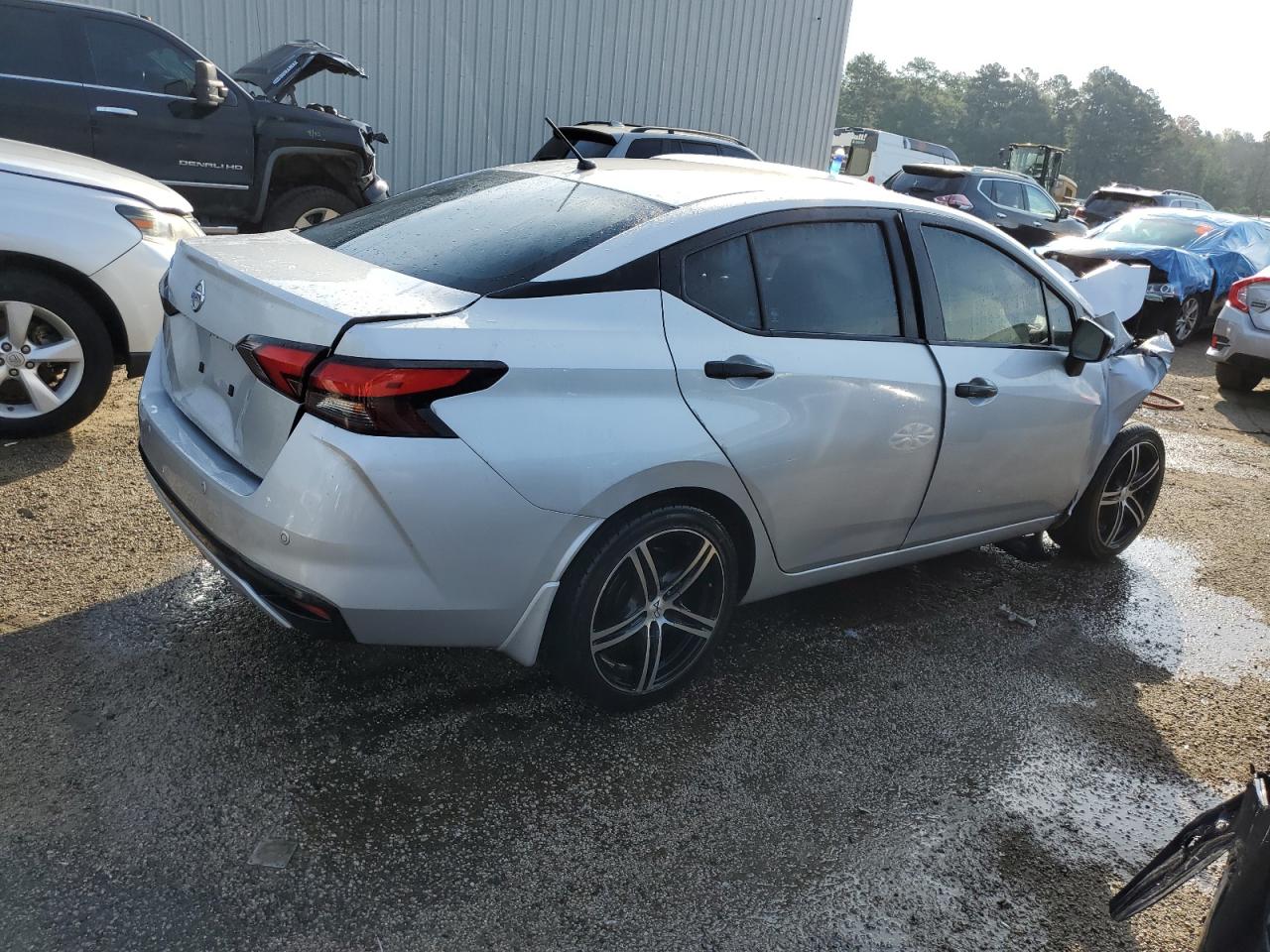 2022 NISSAN VERSA S VIN:3N1CN8DV7NL820236