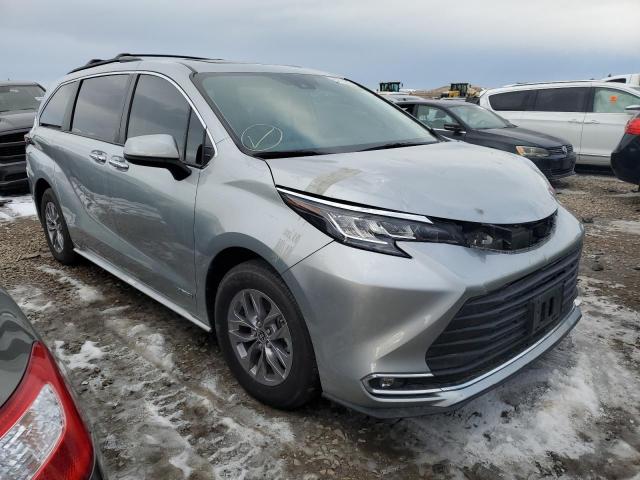 2021 TOYOTA SIENNA XLE VIN: 5TDJRK***********