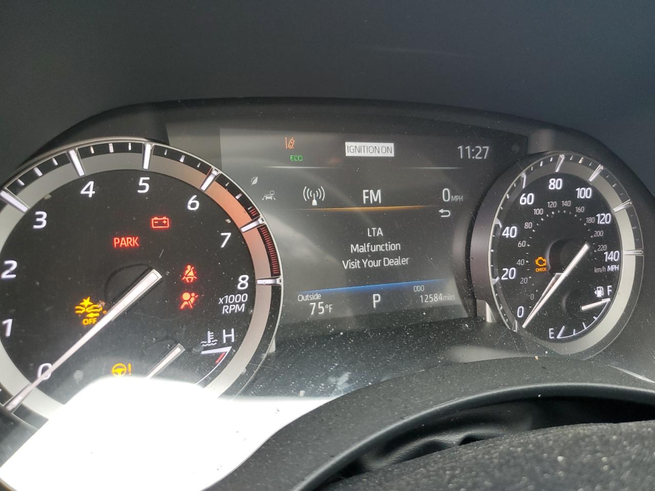 2022 TOYOTA HIGHLANDER XLE VIN:5TDGZRAH5NS141647