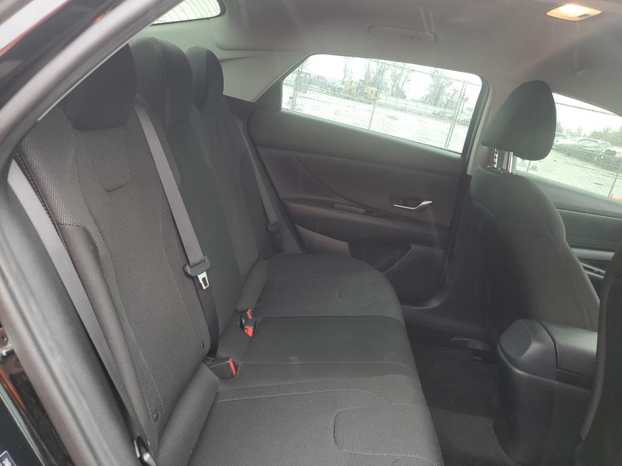 2022 HYUNDAI ELANTRA SE VIN:5NPLL4AGXNH061650