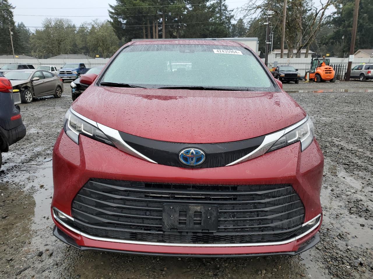 2022 TOYOTA SIENNA XLE VIN:5TDYRKEC3NS082155