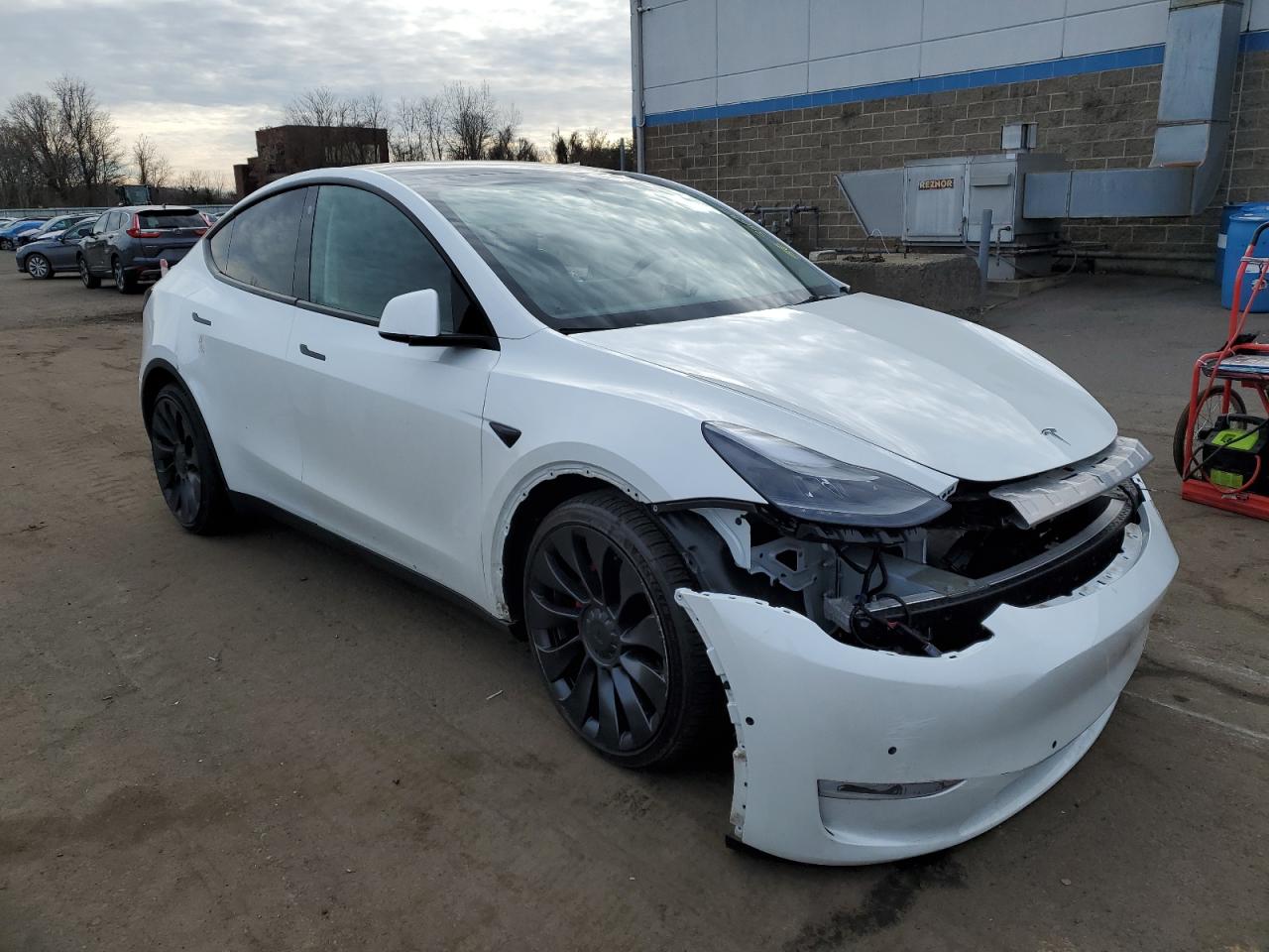 2022 TESLA MODEL Y  VIN:7SAYGDEF1NF506550