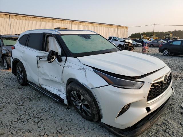 2021 TOYOTA HIGHLANDER XLE VIN: 5TDGZRAH3MS058894