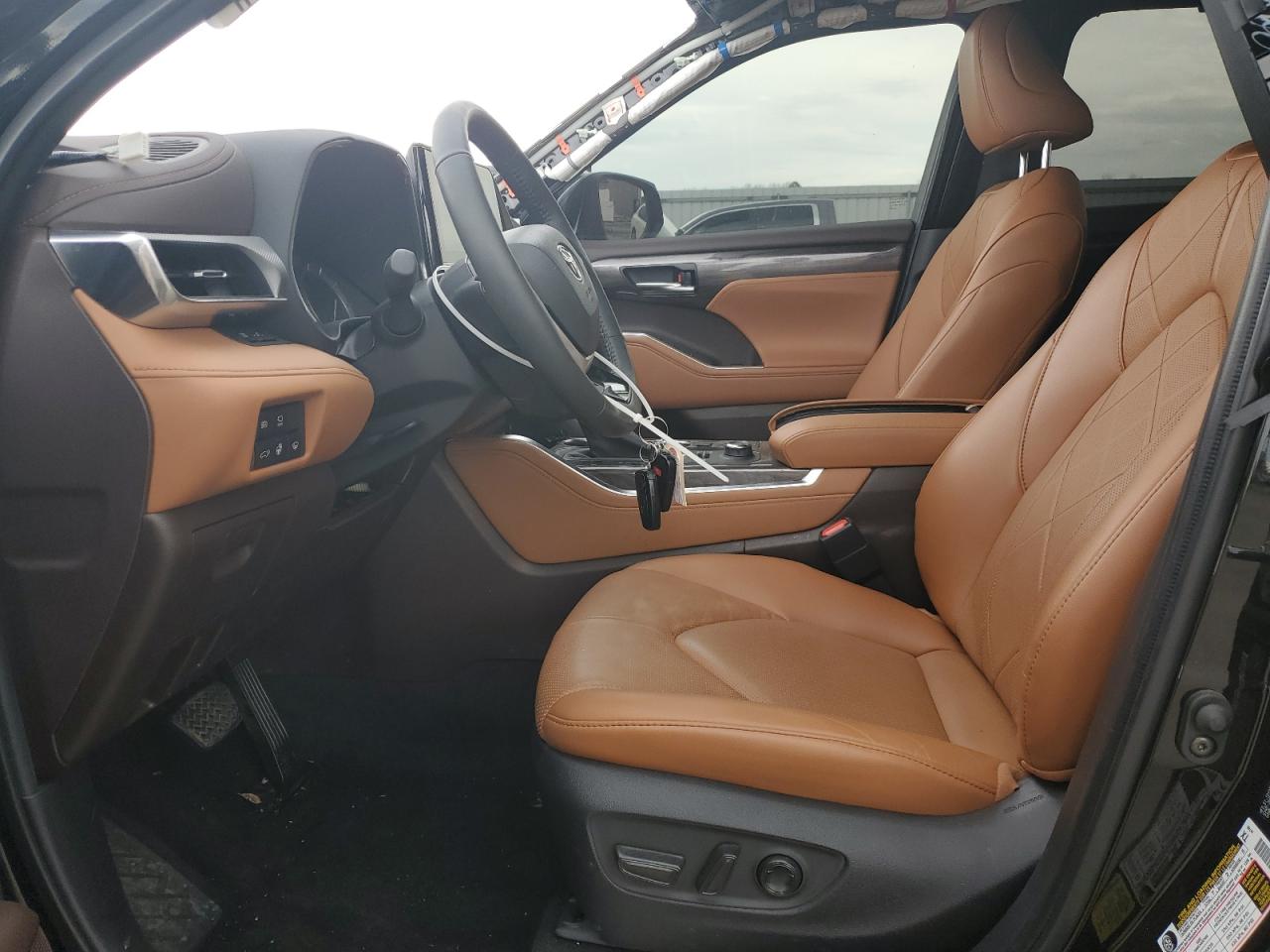 2022 TOYOTA HIGHLANDER PLATINUM VIN:5TDFZRBH5NS183522