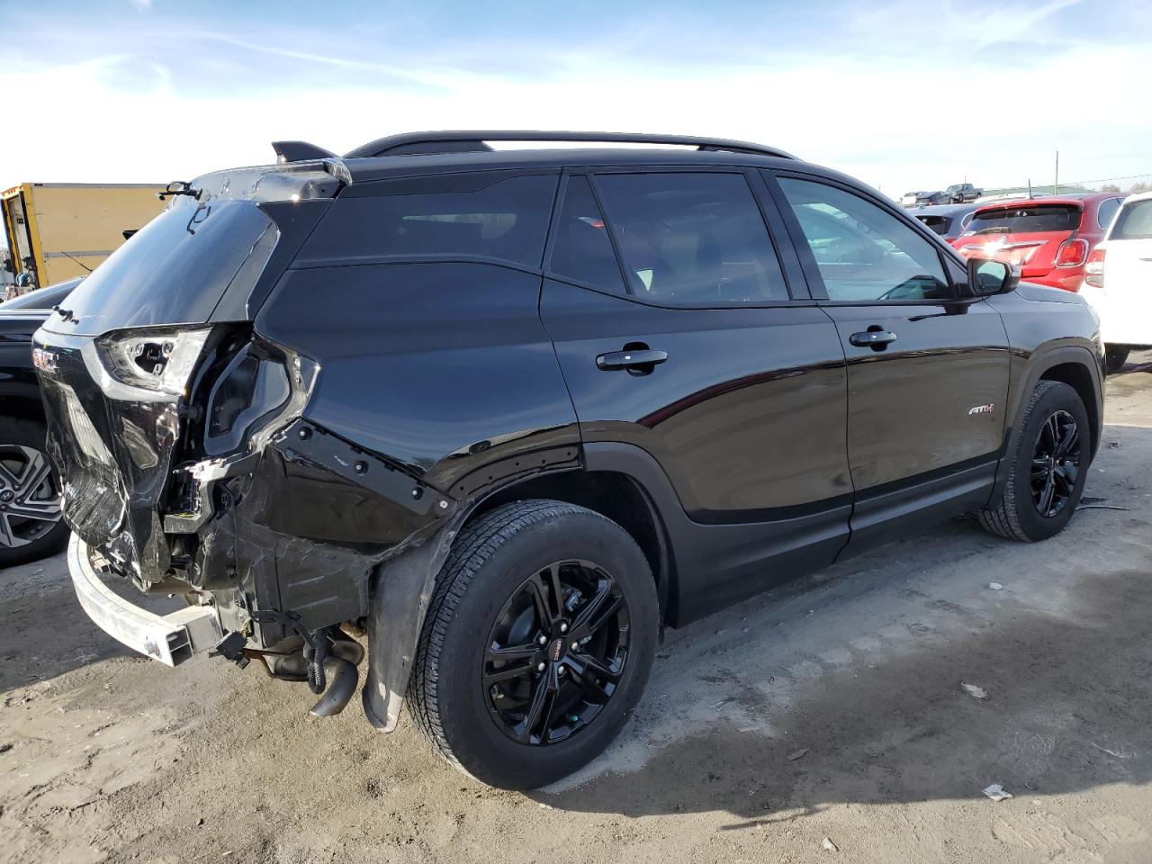 2022 GMC TERRAIN AT4 VIN:3GKALYEV7NL310773