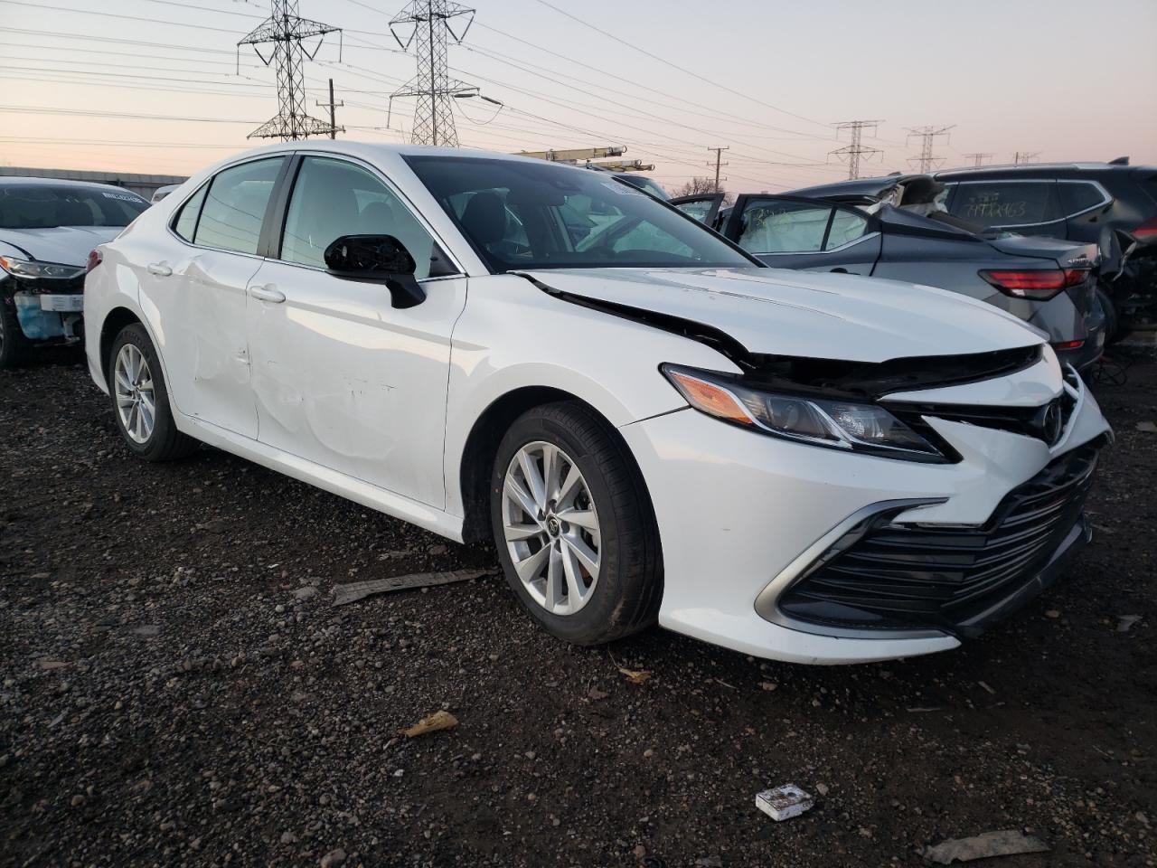 2022 TOYOTA CAMRY LE VIN:4T1C11AK4NU499039
