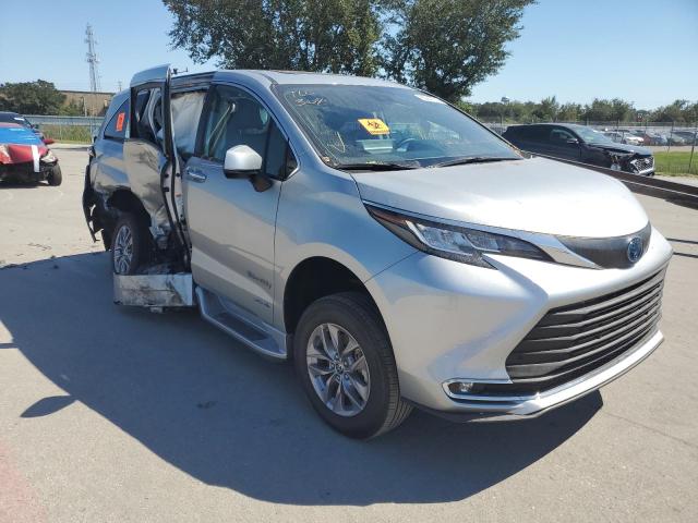 2021 TOYOTA SIENNA XLE VIN: 5TDYRKEC0MS048186