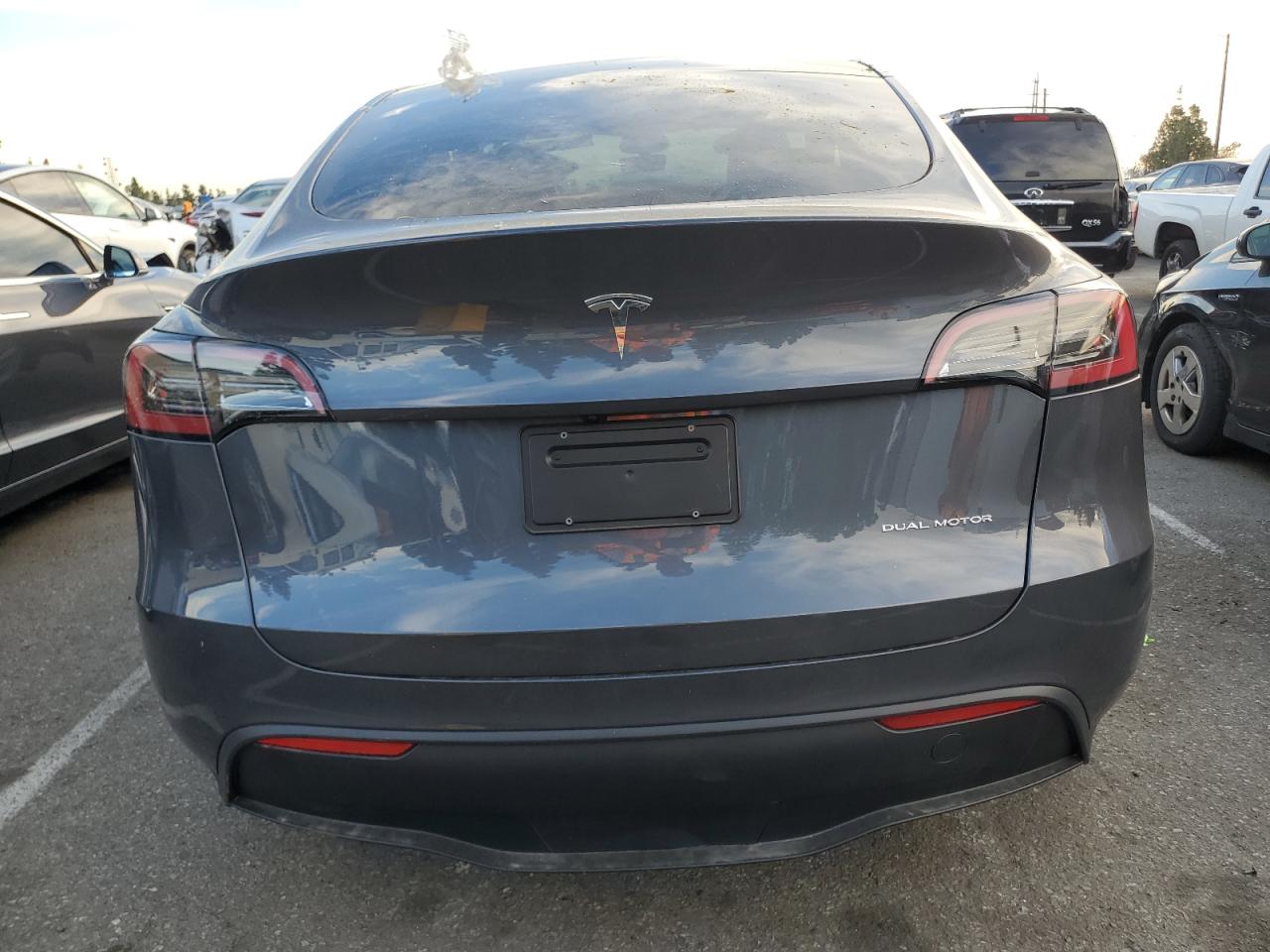 2023 TESLA MODEL Y  VIN:7SAYGDEE3PA152103