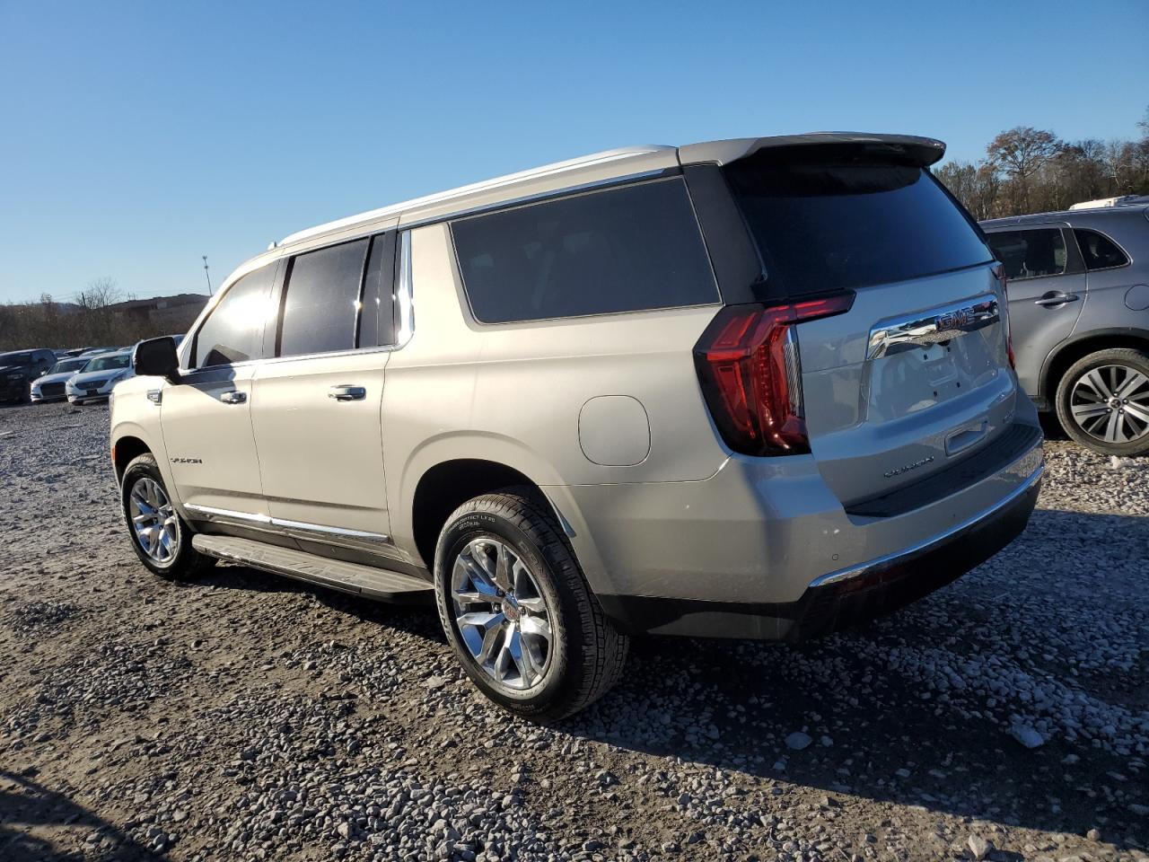 2023 GMC YUKON XL C1500 SLT VIN:1GKS1GKD0PR450899