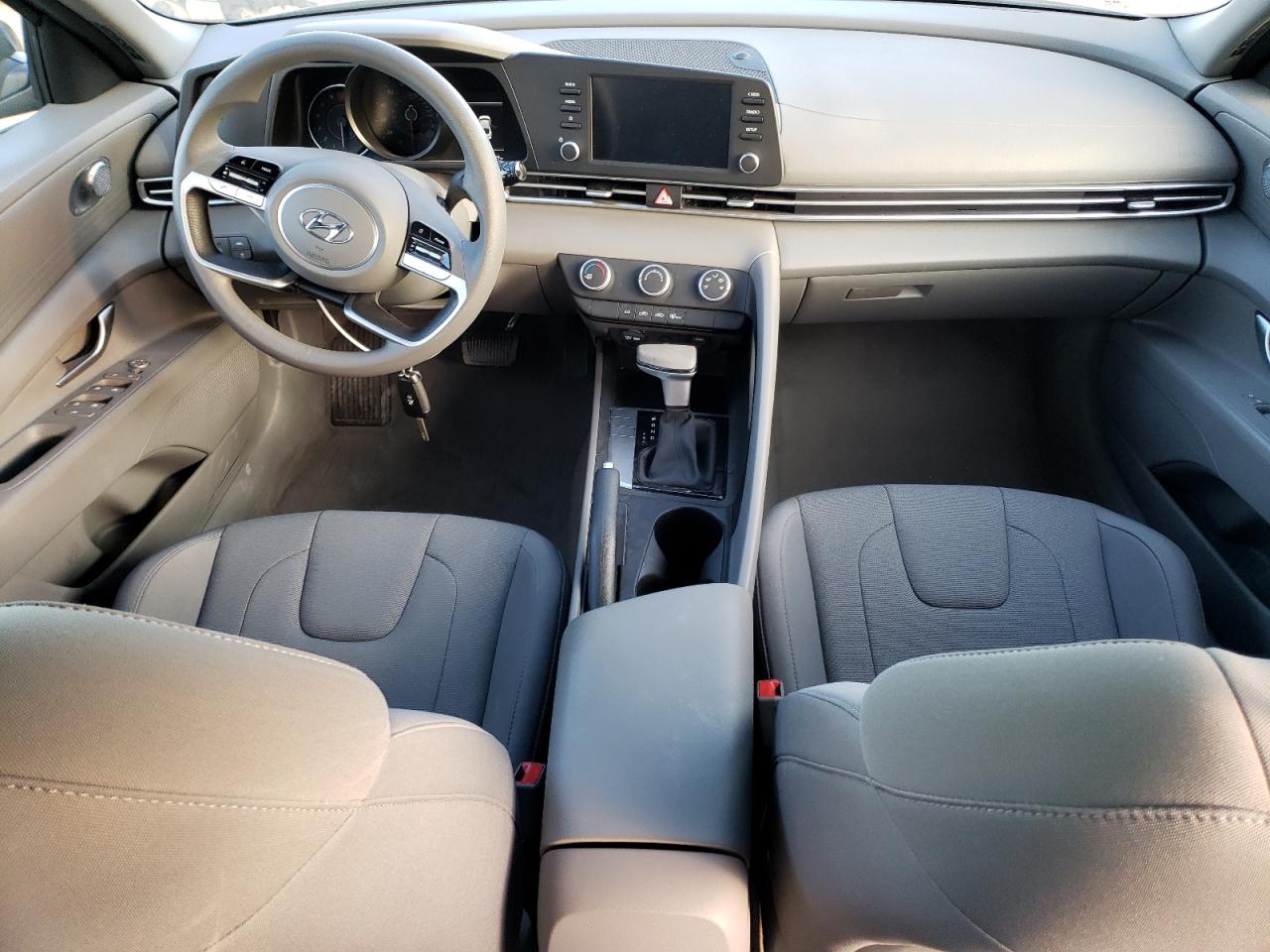 2022 HYUNDAI ELANTRA SE VIN:KMHLL4AG4NU335197