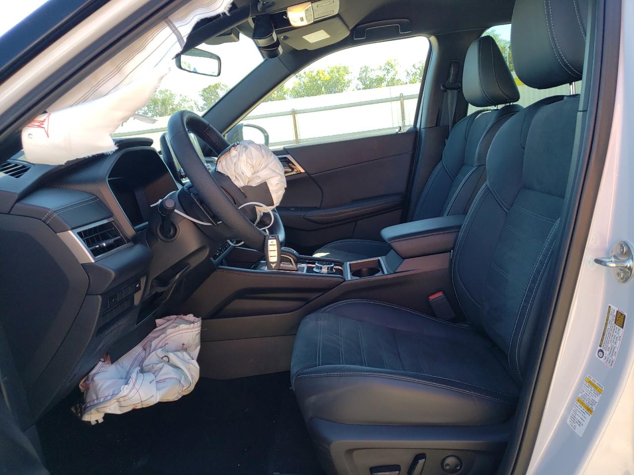 2023 MITSUBISHI OUTLANDER SE VIN: JA4J3UA83PZ043772 – VIN Public