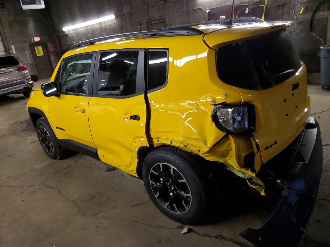 2023 JEEP RENEGADE LATITUDE VIN:ZACNJDB17PPP58046