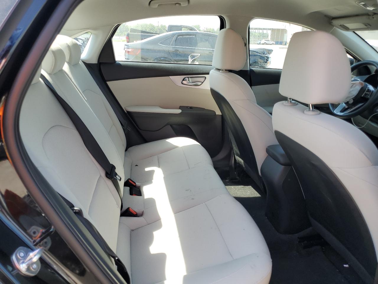 2023 KIA FORTE LX VIN:3KPF24AD4PE592517