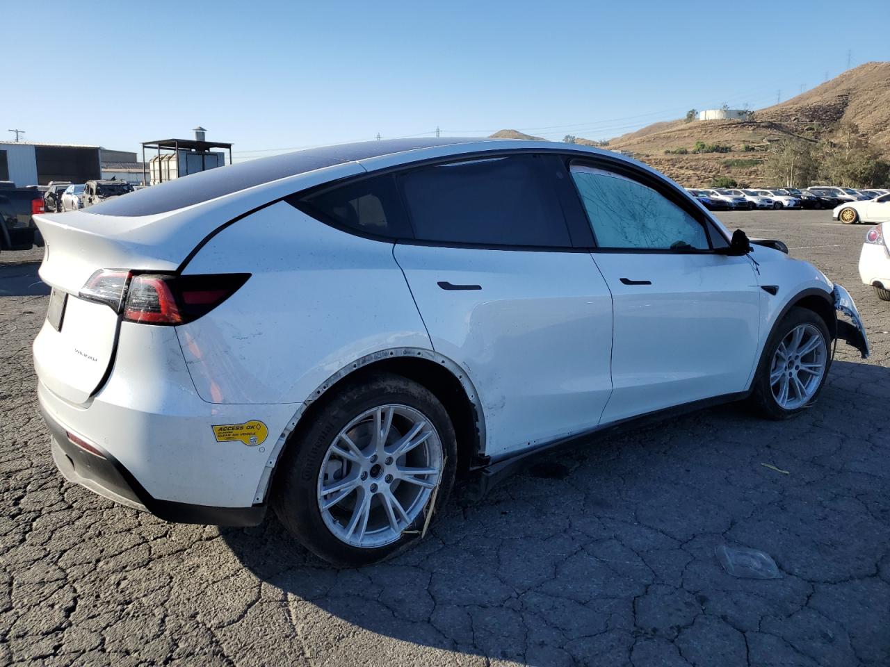 2022 TESLA MODEL Y  VIN:7SAYGDEE5NF341268