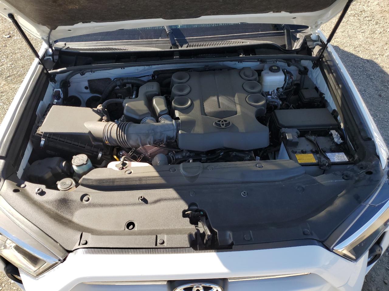 2022 TOYOTA 4RUNNER SR5 PREMIUM VIN:JTERU5JR6N6081530