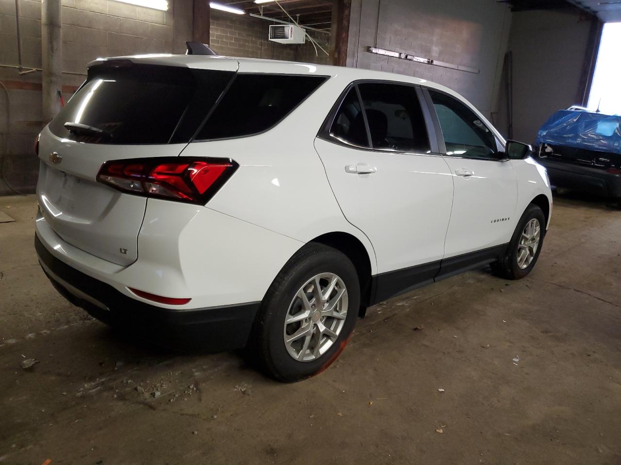 2022 CHEVROLET EQUINOX LT VIN:3GNAXKEV2NL250325