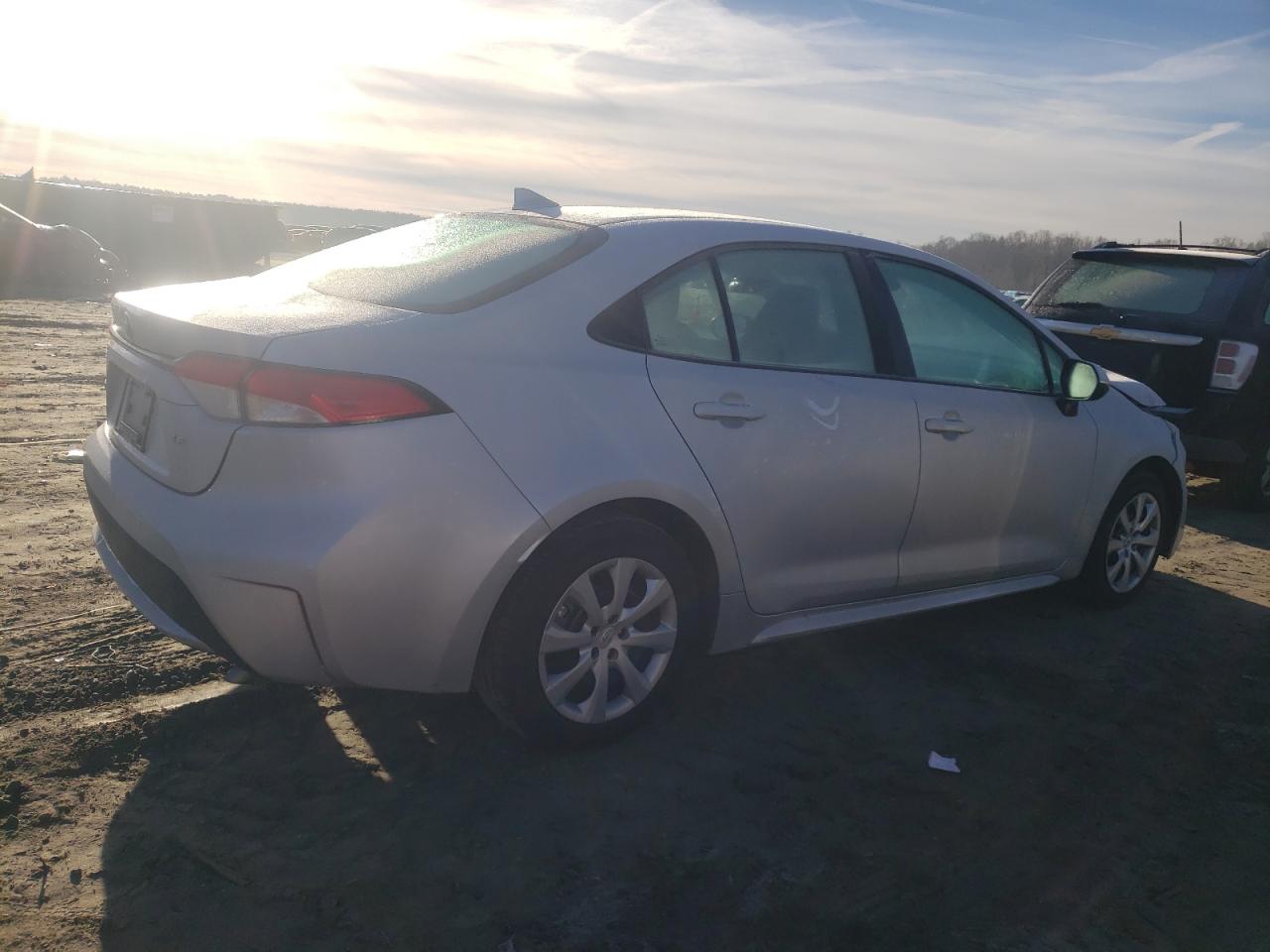 2022 TOYOTA COROLLA LE VIN:5YFEPMAE0NP323156