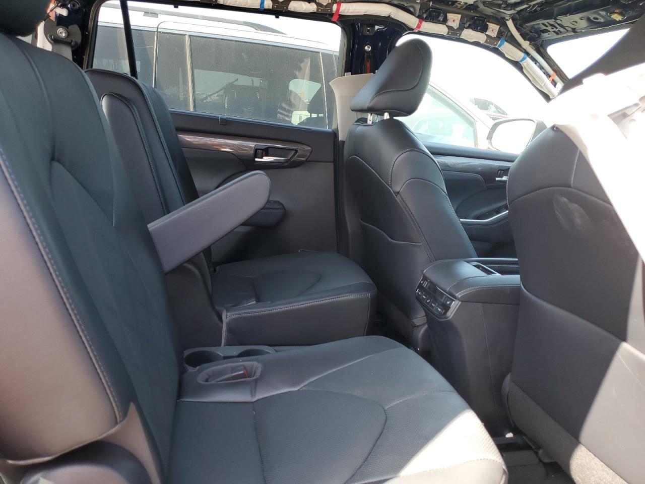 2022 TOYOTA HIGHLANDER HYBRID PLATINUM VIN:5TDEBRCHXNS083219