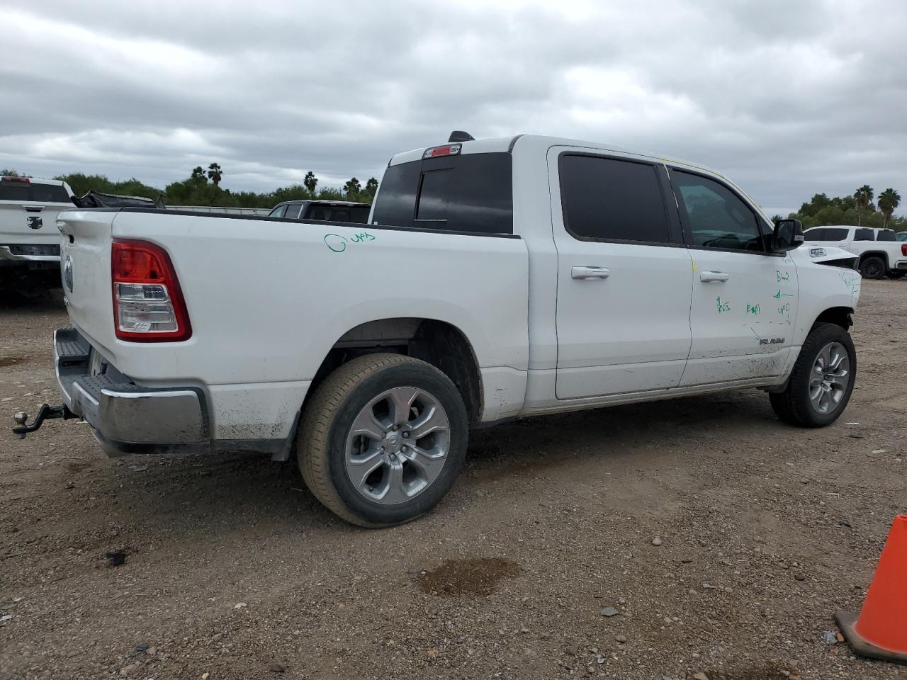 2022 RAM 1500 BIG HORN/LONE STAR VIN:1C6RREFT2NN261014