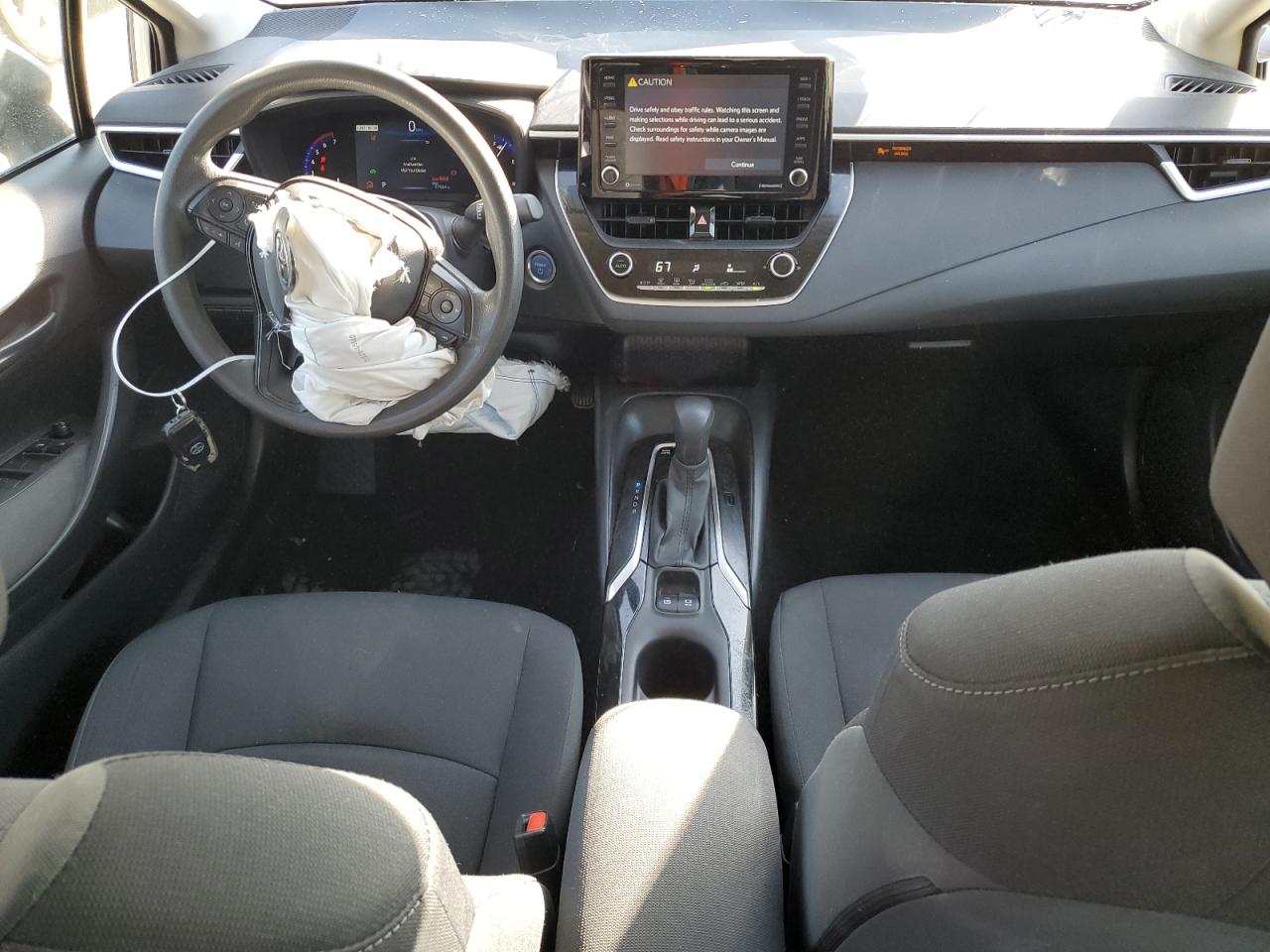 2022 TOYOTA COROLLA LE VIN:JTDEAMDE4NJ043290