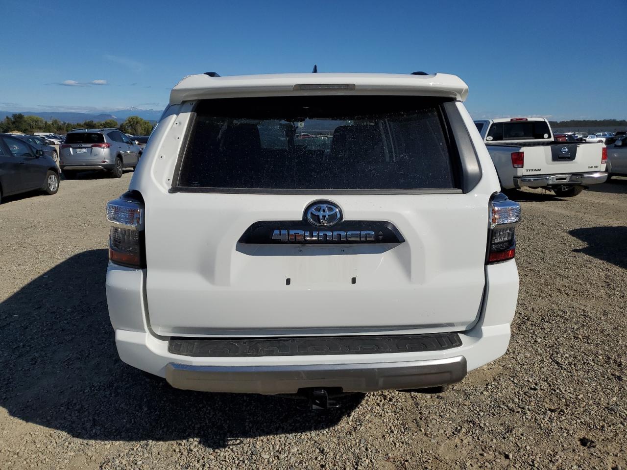 2022 TOYOTA 4RUNNER SR5 PREMIUM VIN:JTERU5JR6N6081530