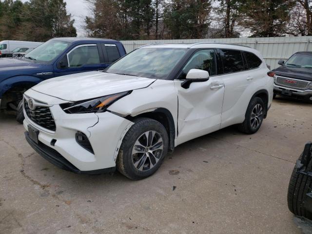 2021 TOYOTA HIGHLANDER XLE VIN: 5TDHZRBH3MS115257