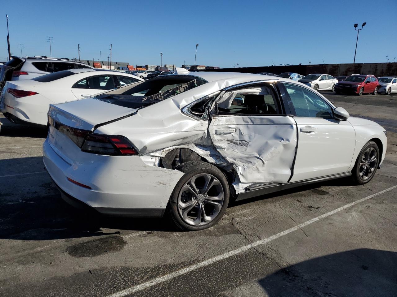 2024 HONDA ACCORD EX VIN:1HGCY1F37RA019523
