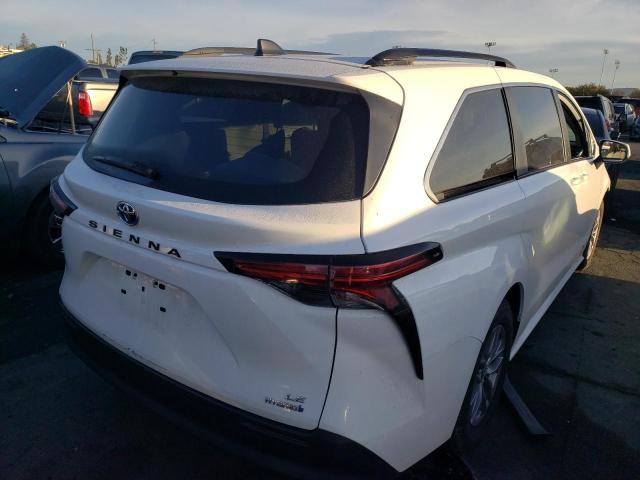 2021 TOYOTA SIENNA LE VIN: 5TDKRKEC9MS006458