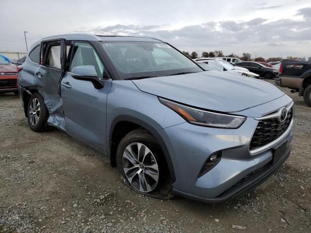 2021 TOYOTA HIGHLANDER XLE VIN: 5TDHZRBH1MS157975