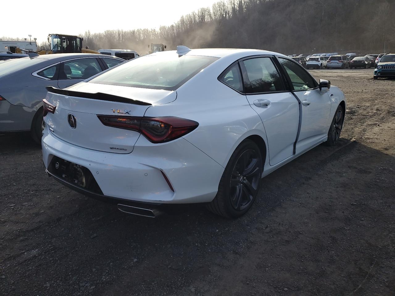 2022 ACURA TLX TECH A VIN:19UUB6F52NA000408