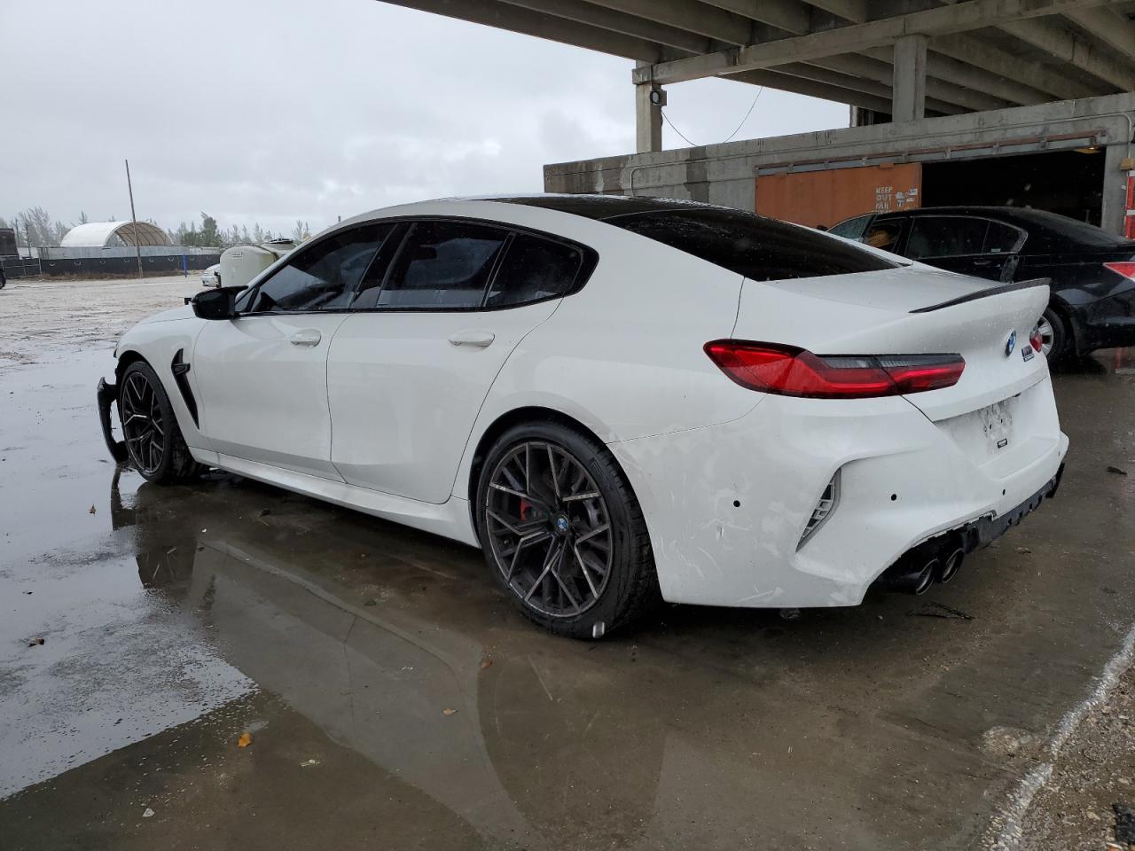 2022 BMW M8  VIN:WBSGV0C01NCJ53223