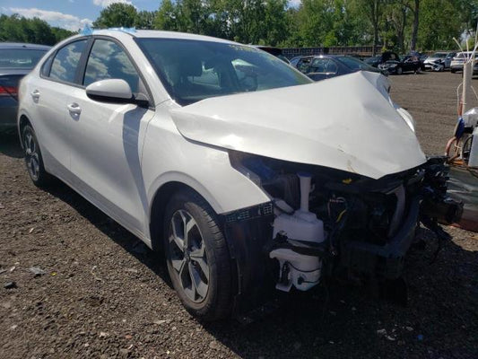 2021 KIA FORTE FE VIN: 3KPF24AD0ME305315