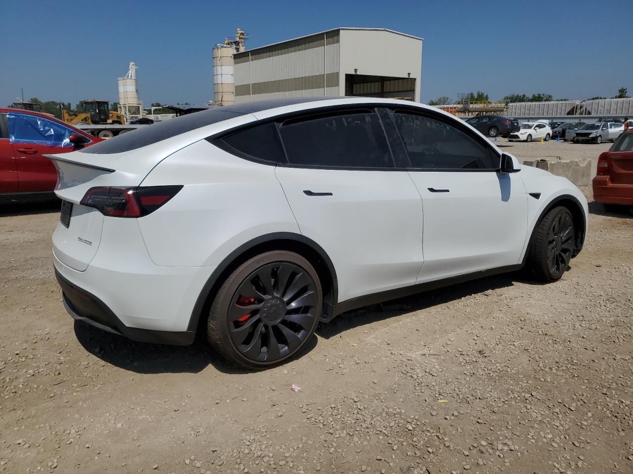 2023 TESLA MODEL Y  VIN:7SAYGDEF9PF643867