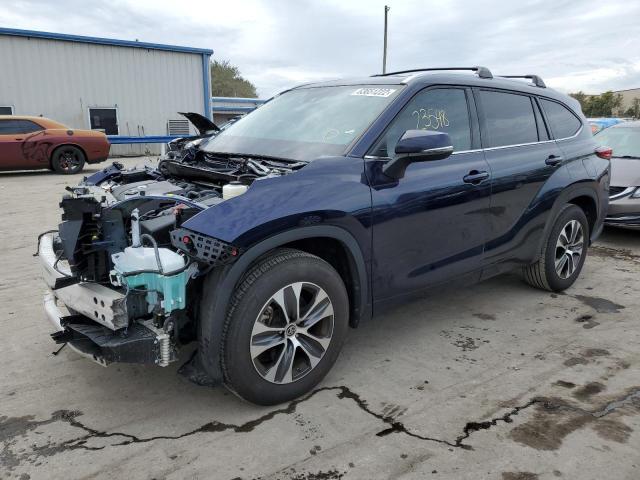 2021 TOYOTA HIGHLANDER XLE VIN: 5TDGZRAH4MS534683