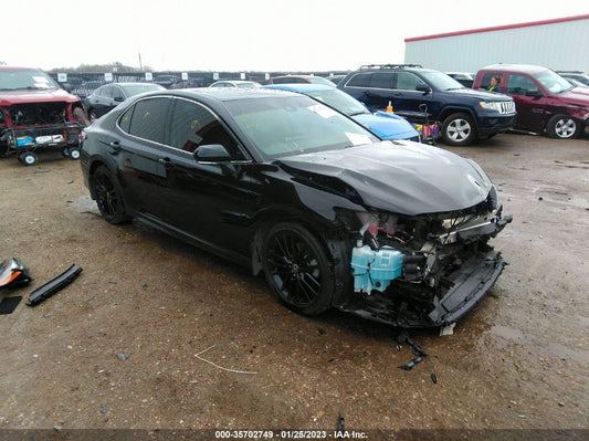 2022 TOYOTA CAMRY HYBRID XSE VIN: 4T1K31AK0NU035736