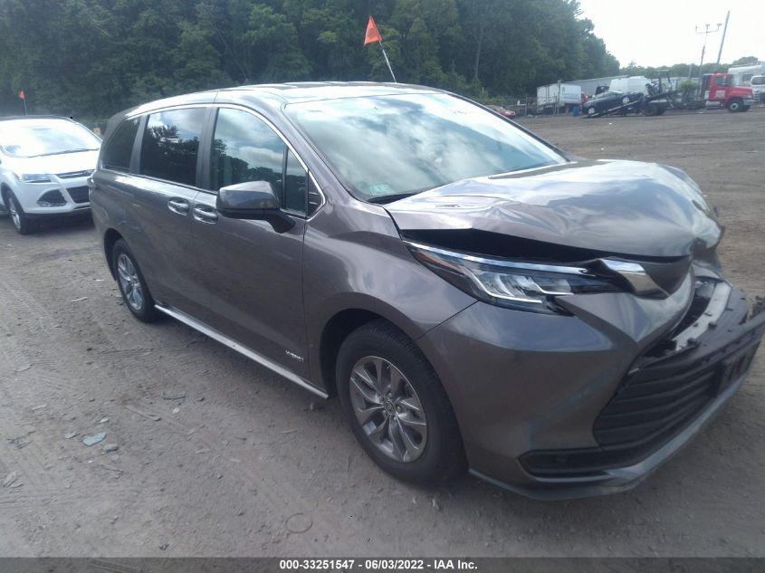 2021 TOYOTA SIENNA LE VIN: 5TDKSKFCXMS004916