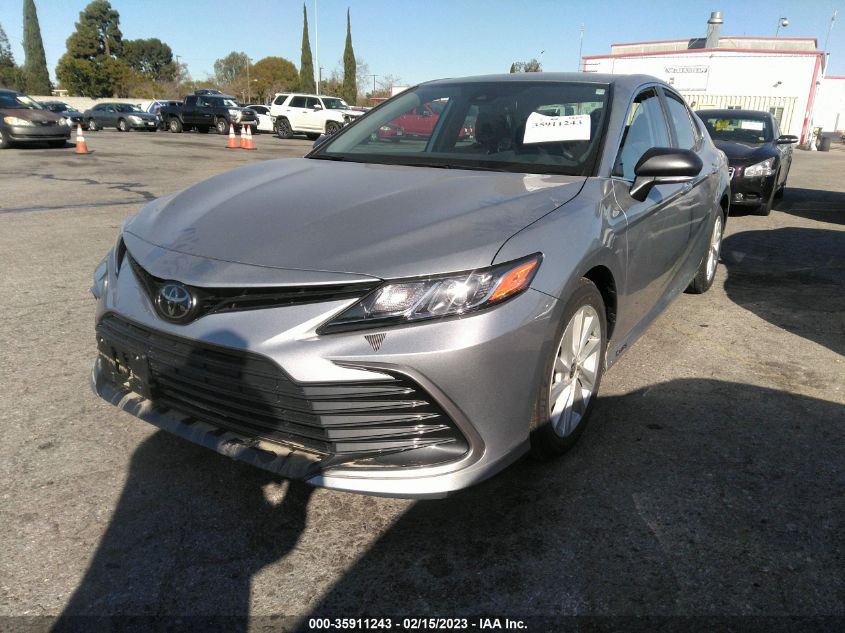 2022 TOYOTA CAMRY LE VIN: 4T1R11AK2NU673006
