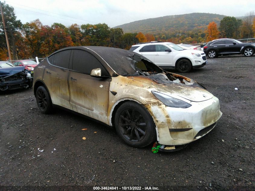 2022 TESLA MODEL Y LONG RANGE VIN: 7SAYGAEE5NF521218