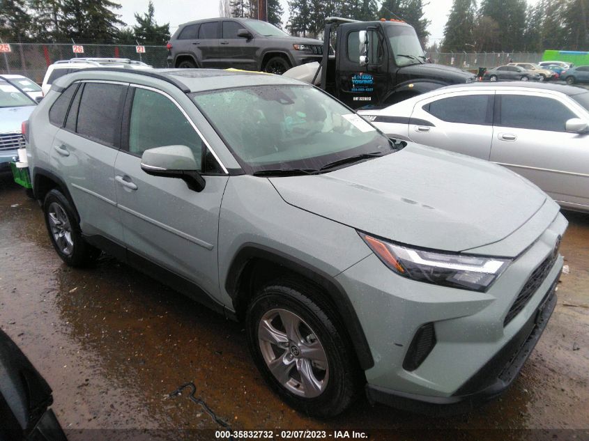 2022 TOYOTA RAV4 XLE VIN: 2T3P1RFV9NW249385