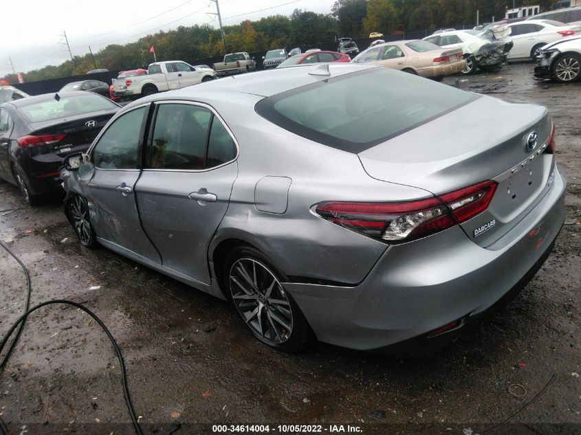 2022 TOYOTA CAMRY HYBRID XLE VIN: 4T1F31AK5NU574225