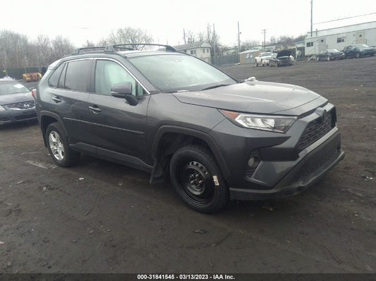 2021 TOYOTA RAV4 XLE VIN: 2T3P1RFV5MC177777
