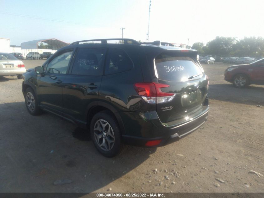 2022 SUBARU FORESTER PREMIUM VIN: JF2SKAEC5NH447493