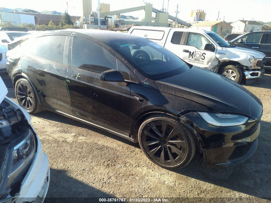 2022 TESLA MODEL X VIN: 7SAXCBE58NF335329