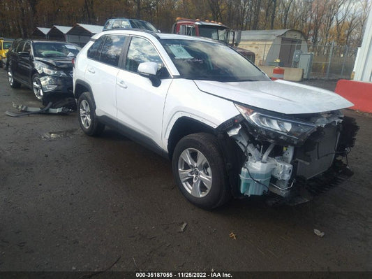 2021 TOYOTA RAV4 XLE VIN: 2T3P1RFV0MC254510